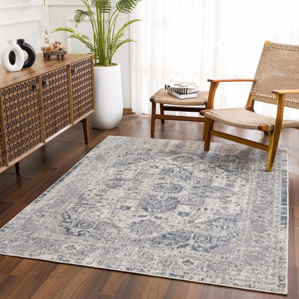 Peeta Gray Blue Medallion Area Rug