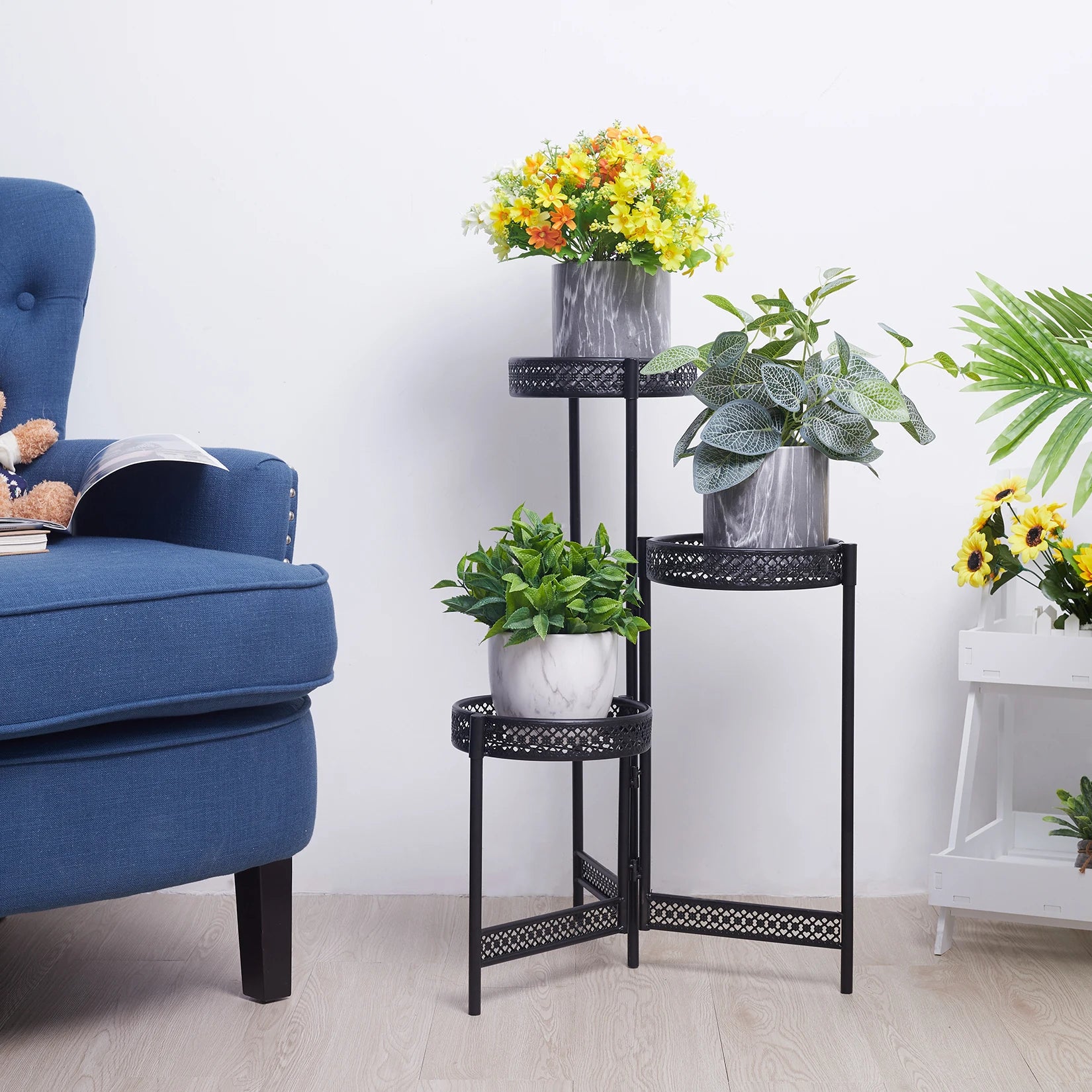 HavenHarbor Modern Metal Plant Stand – 3 & 4 Tier Foldable Indoor & Outdoor Plant Display
