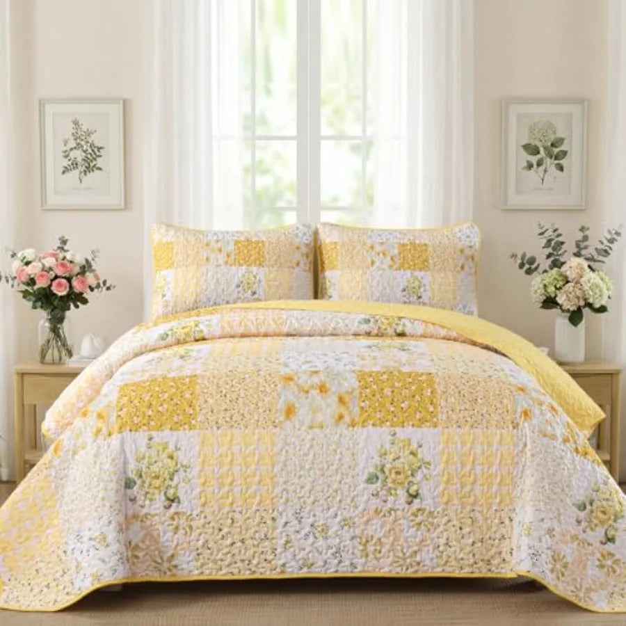 Haven Meadow Boho Floral Quilt Set – 3 Piece