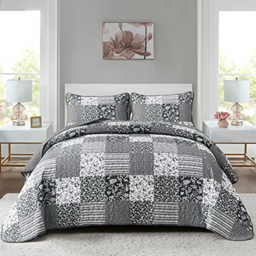 Haven Meadow Boho Floral Quilt Set – 3 Piece