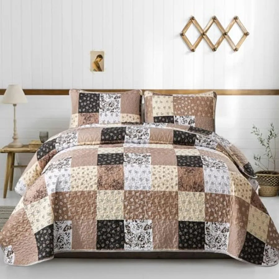 Haven Meadow Boho Floral Quilt Set – 3 Piece