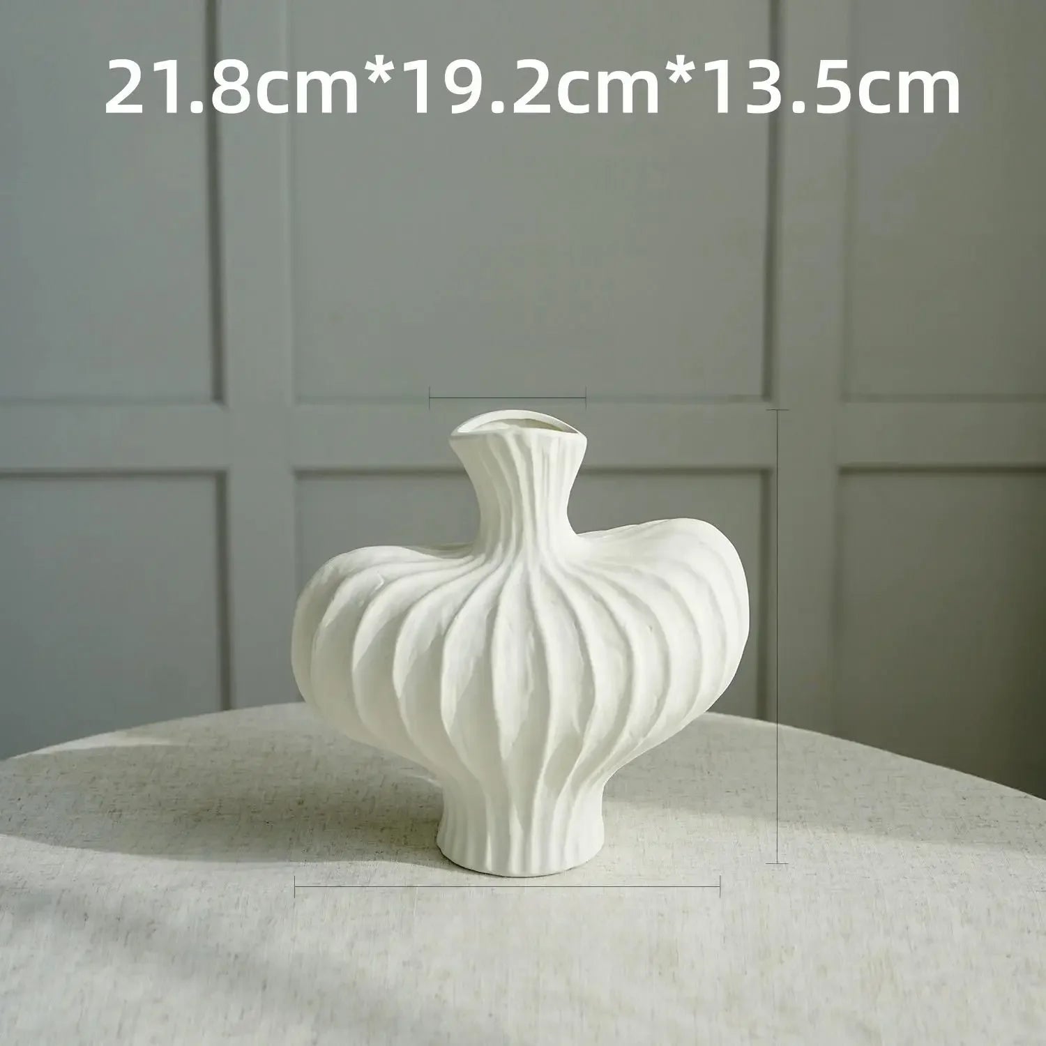 Nordic Hollow Vase Collection