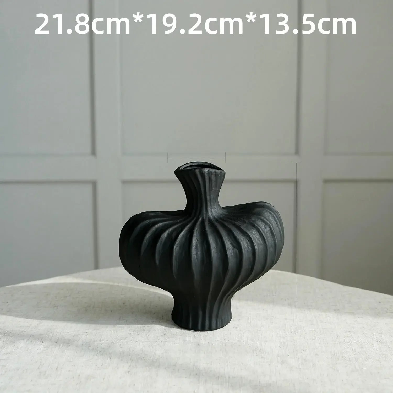 Nordic Hollow Vase Collection