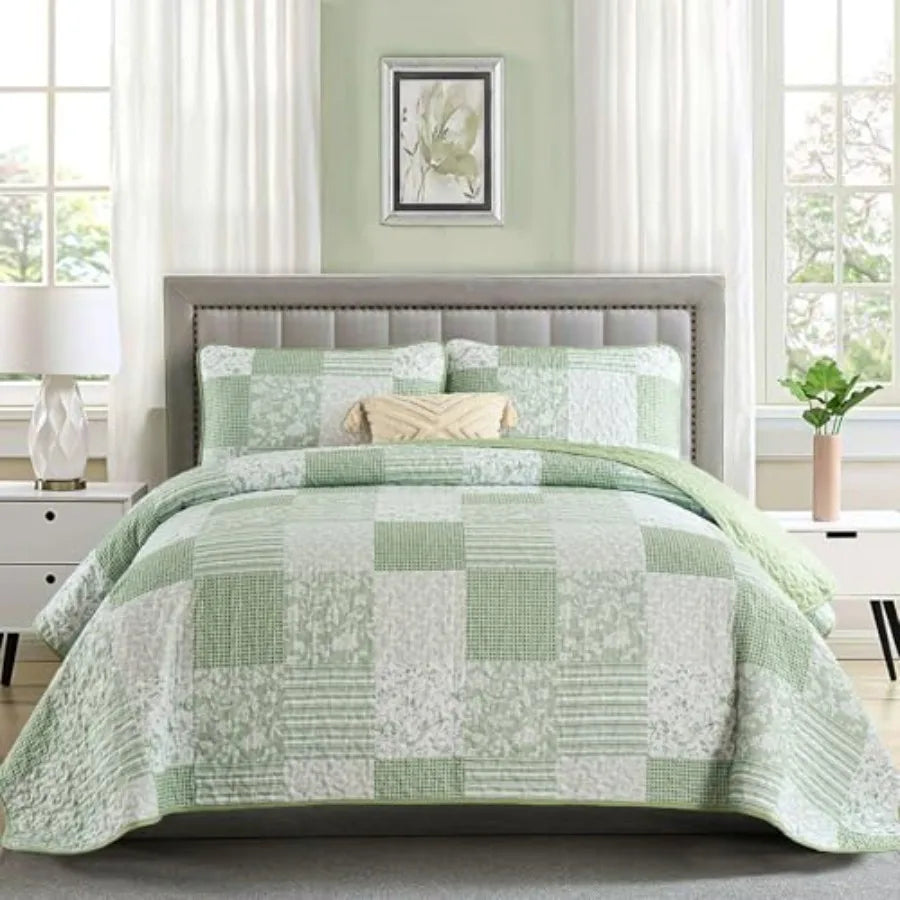 Haven Meadow Boho Floral Quilt Set – 3 Piece