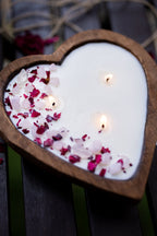 Heart-Shaped Wood Dough Bowl Candle – Crystals & Flowers – 3 Cotton Wick Soy Candle